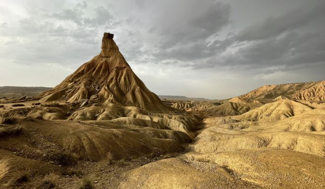 In der Halbwüste Bardenas warten einige der faszinierendsten Felslandschaften Spaniens.