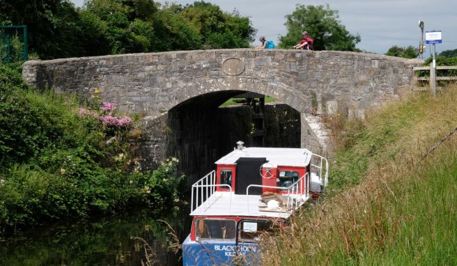 Zwischen Maynooth und Kilcock zeigt der Royal Canal Greenway stellenweise ein Irland wie im Bilderbuch.