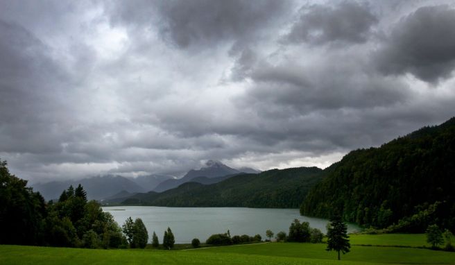 Was Bergwanderer bei einem Gewitter tun sollten