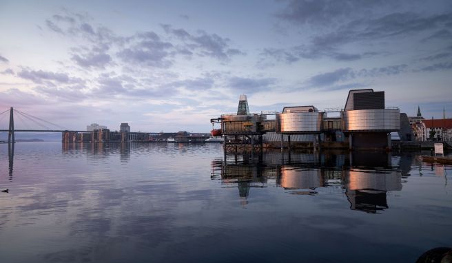 Das Norsk Oljemuseum in Stavanger macht schon von außen klar, um was es geht: Öl und seine Förderung.