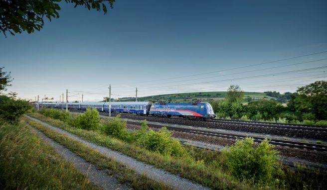 Die Österreichischen Bundesbahnen (ÖBB) bedienen die meisten Nachtzuglinien durch Deutschland - die Deutsche Bahn hat seit Ende 2016 keine eigenen Züge mit Liege- oder Schlafwagen mehr in Betrieb.