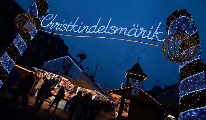 Auf Straßburger Weihnachtsmarkt wird Champagner verboten