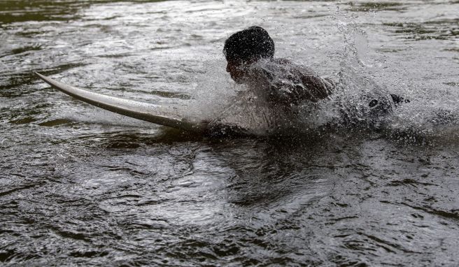 Iller, Pegnitz und Eisbach: Flusssurfen wird immer beliebter