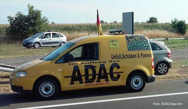 Autoreisen: Der ADAC warnt vor falschen Pannenhelfern