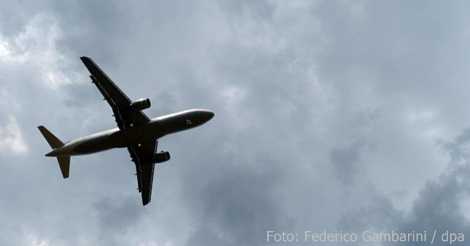 Reiserecht: Flugverspätung wegen Gewitter = Entschädigung 