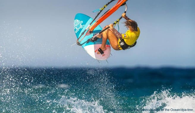 Windsurf-Profi: Fiona Wylde beim Wettbewerb Master of the Ocean