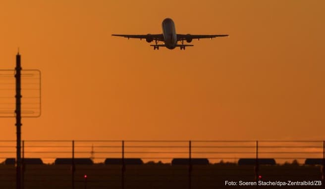 Rechtzeitig zu den Sommerferien in Deutschland könnte das einheitliche Covid-Zertifikat kommen. Es soll Reisen in Europa vereinfachen